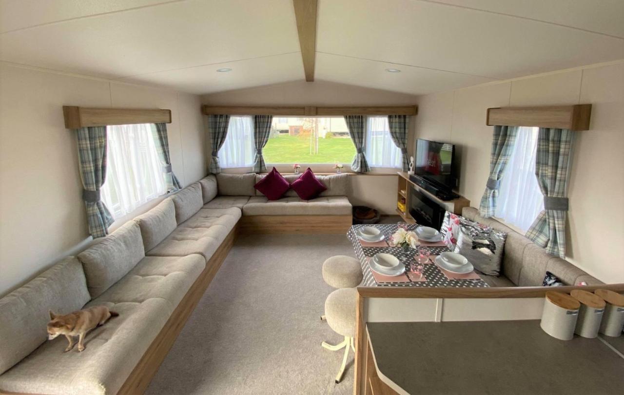 The Burrows Holiday Caravan, Seal Bay Selsey Exterior foto